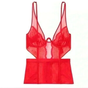 Victoria Secret Chantilly Lace Corset RED small